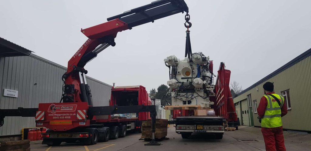Plastic Machinery Movers with crane